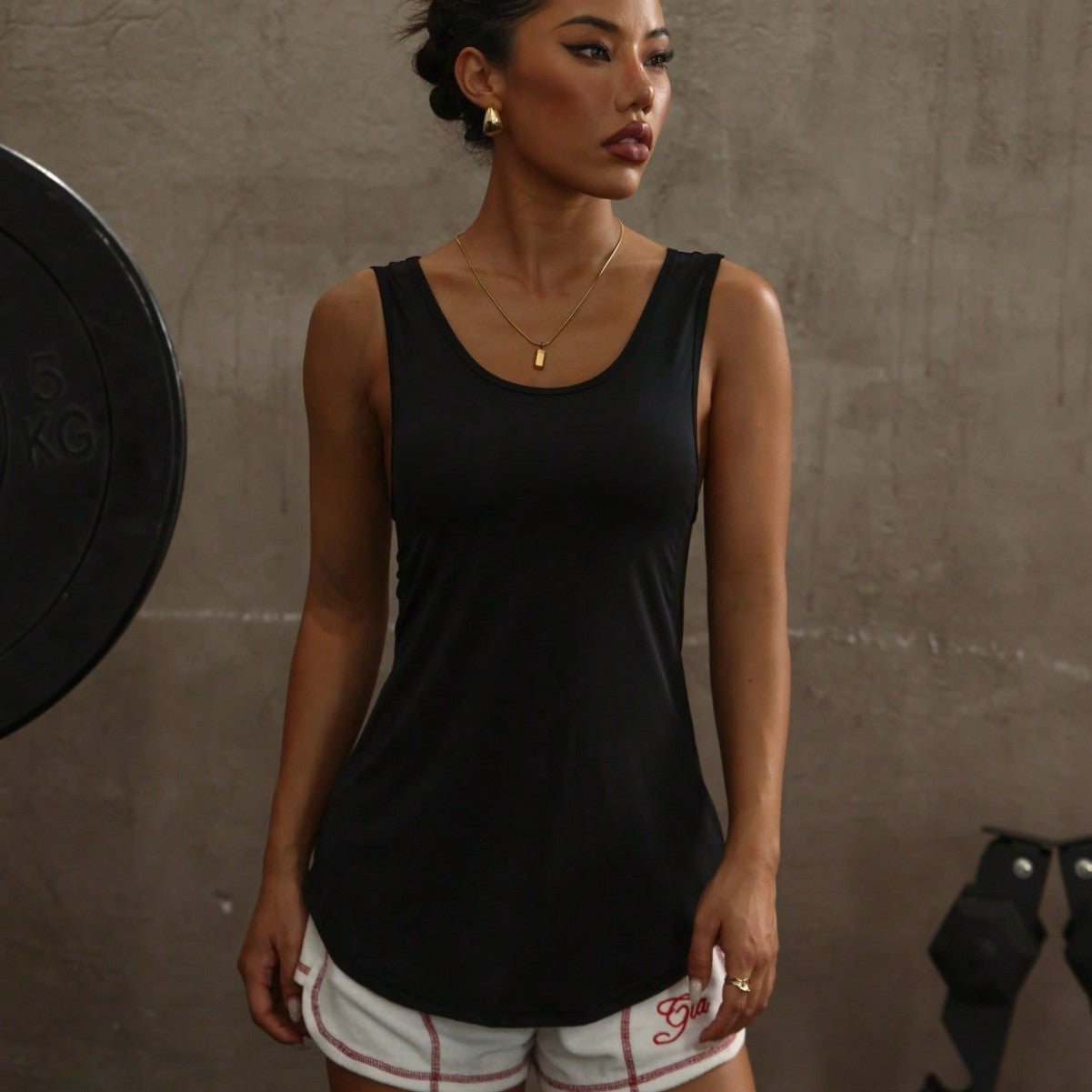 Damen Sporttop mit atmungsaktivem Mesh-Einsatz und figurbetonendem Schnitt Shopnory
