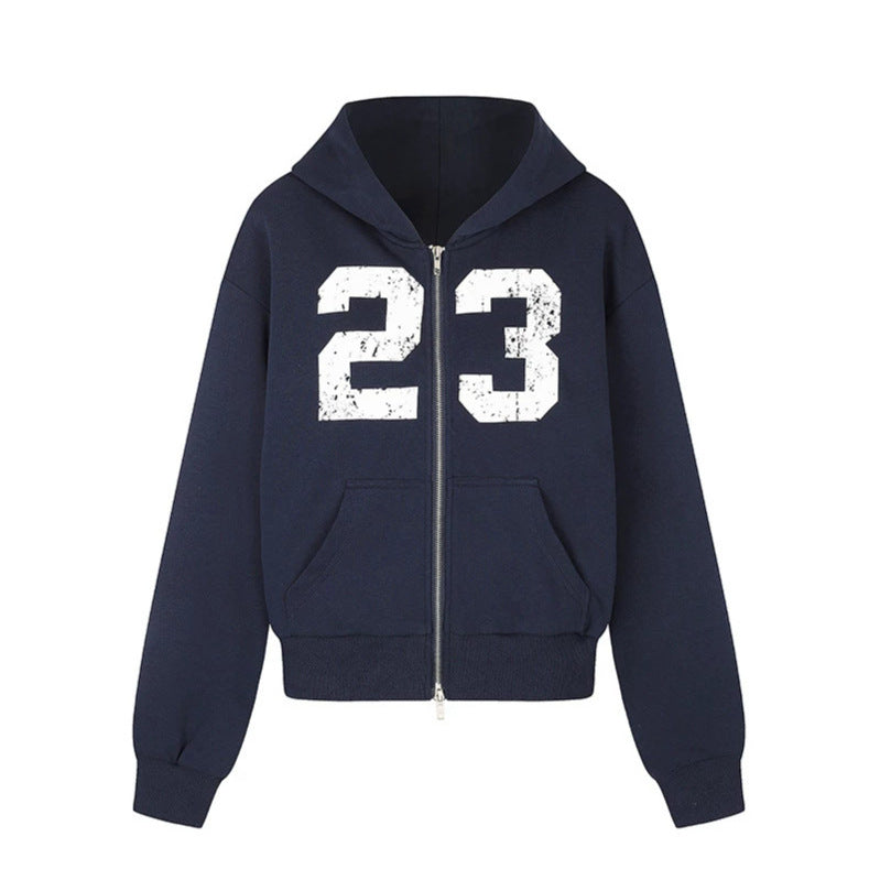 Damen Kapuzen-Sweatjacke im Retro-Sportstil mit Used-Frontprint und Kängurutaschen Shop Nory