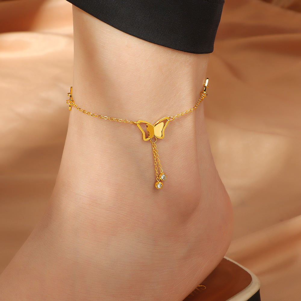 Damen Fußkette mit raffiniertem Schmetterlingsdesign und funkelnden Akzenten Shop Nory