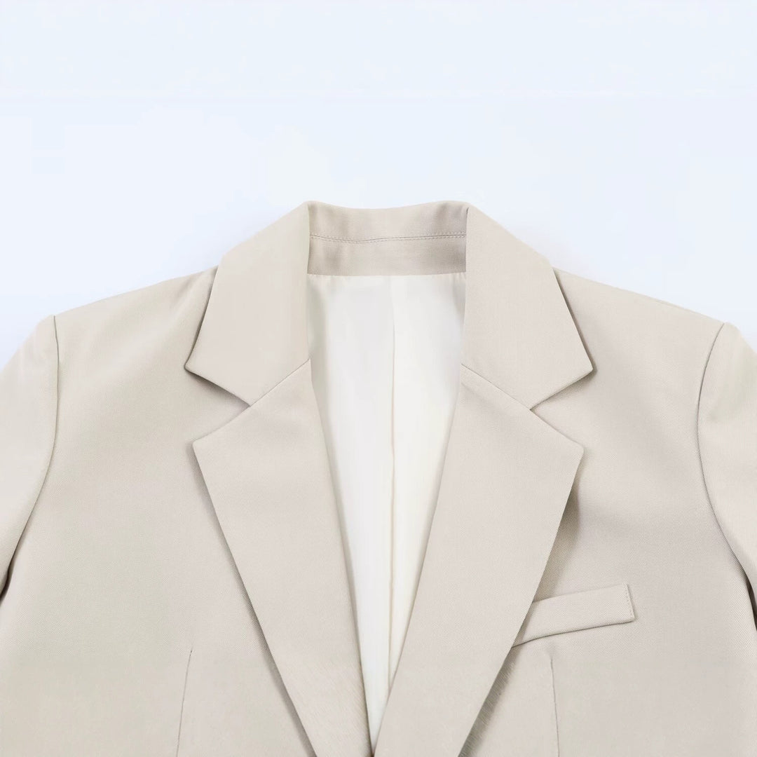Damen Taillierter Blazer mit softem Revers und Leistentaschen Shop Nory