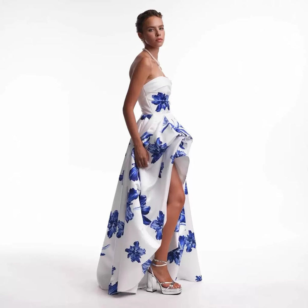 Damen Hochzeitskleid mit strapless Design und floralen Applikationen