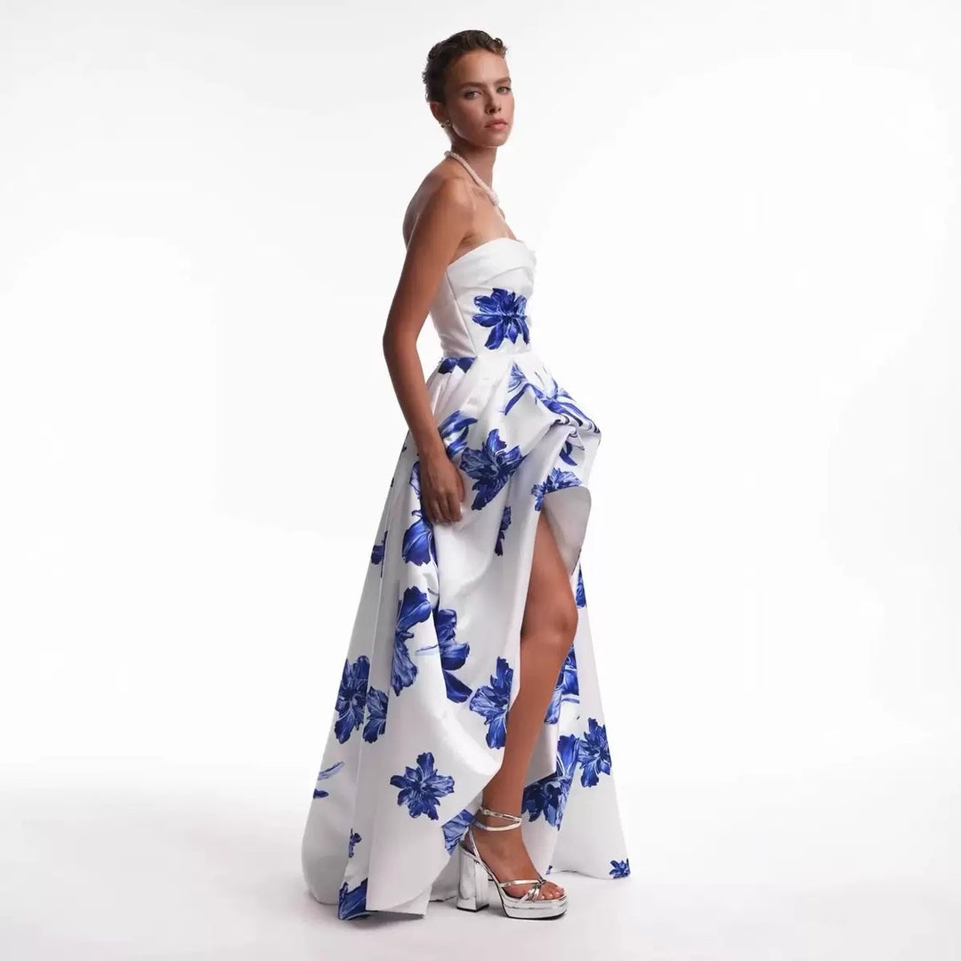 Damen Hochzeitskleid mit strapless Design und floralen Applikationen