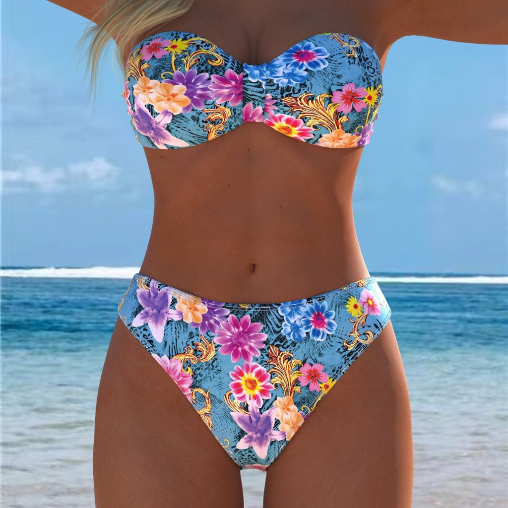 Damen Bikini-Set mit einem eleganten Bustier-Oberteil und hohem Beinausschnitt