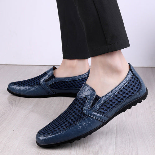 Herren Bequeme und atmungsaktive Slippers mit perforiertem Obermaterial