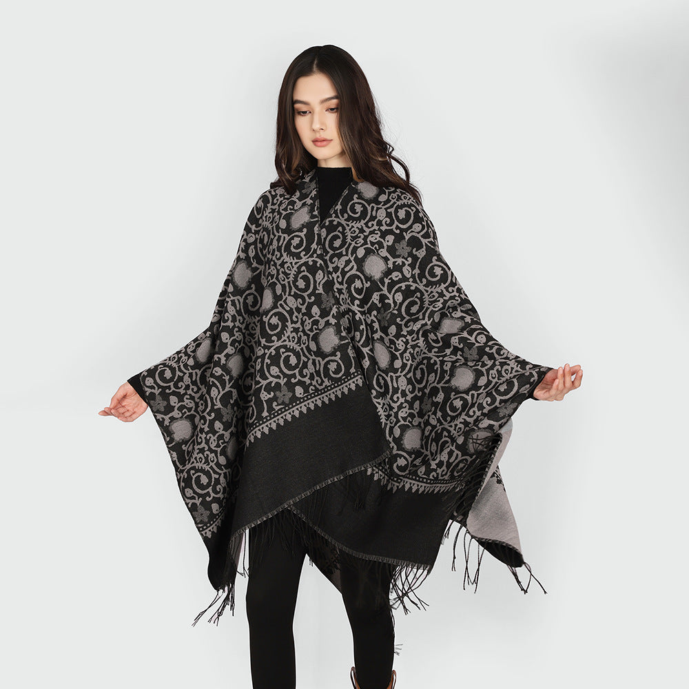 Damen Jacquard-Ruana mit ornamentalem Bordürenmuster und Fransensaum Shop Nory