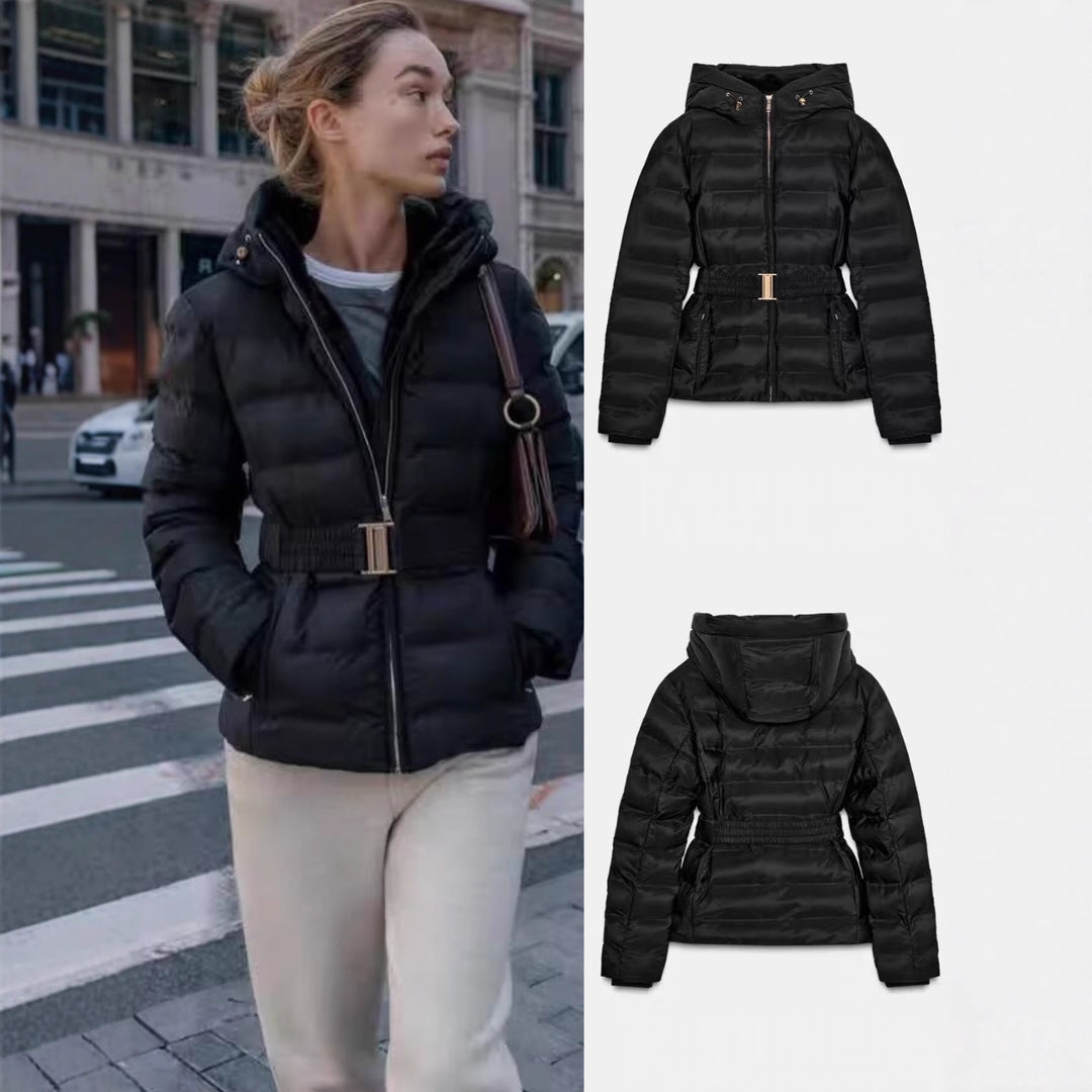 Damen Glänzende Daunenoptik-Steppjacke mit Kapuze und tailliertem Zugbandgürtel Shop Nory