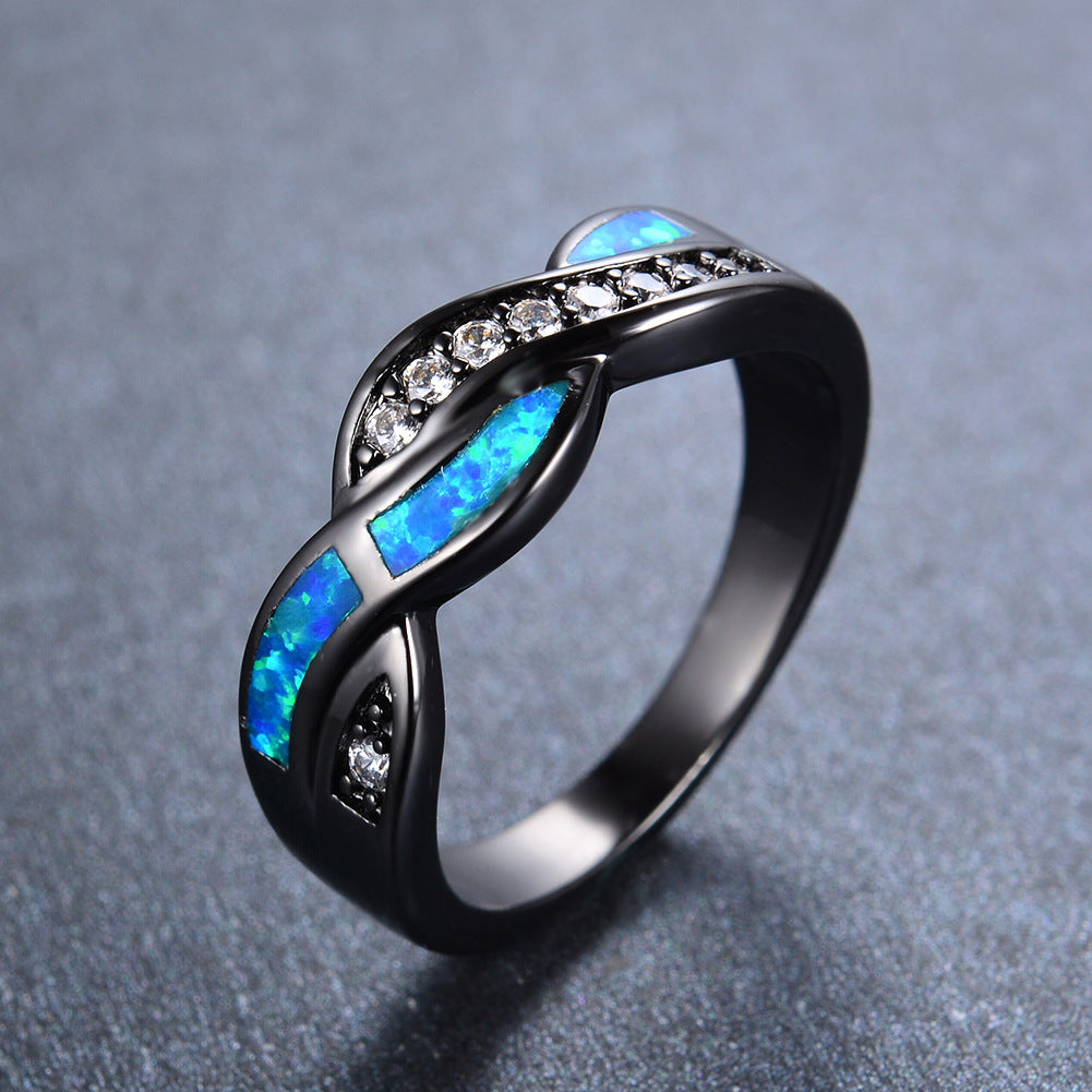 Damen Ring mit geschwungenem Design und funkelnden Zirkonia Shop Nory