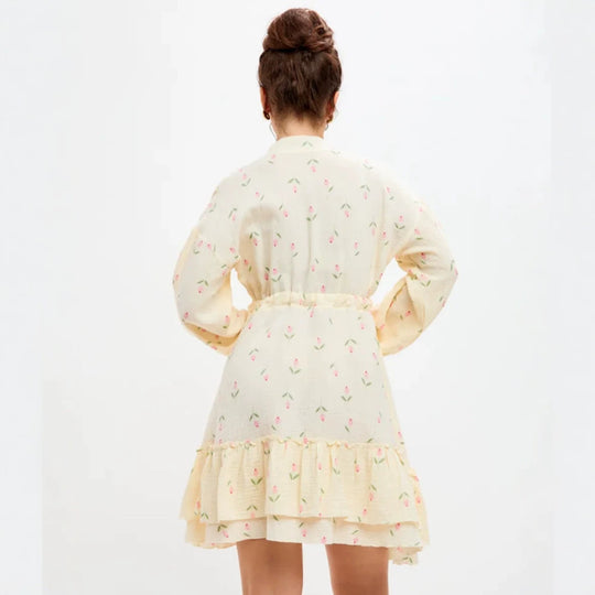 Damen Blumiges Baumwoll-Minikleid mit Taillenschnürung und Volantsaum Shop Nory