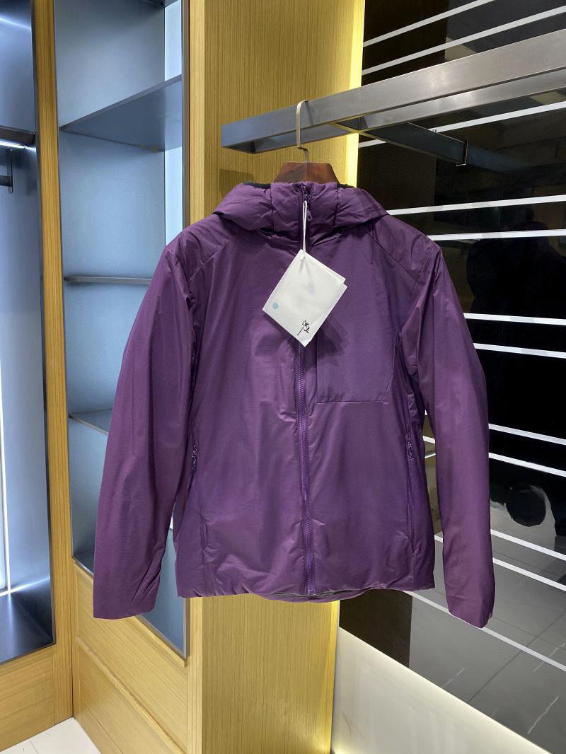 Damen Leichte wattierte Kapuzenjacke mit minimalistischer Outdoor-Isolierung Shop Nory