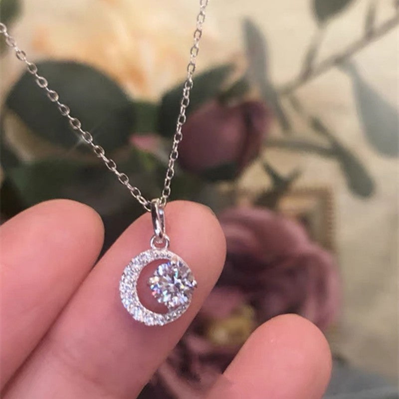 Damen Halskette mit funkelndem Mond- und Kristallanhänger Shop Nory