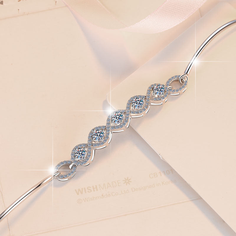 Damenarmband mit funkelnden Zirkonia und elegantem Design Shop Nory