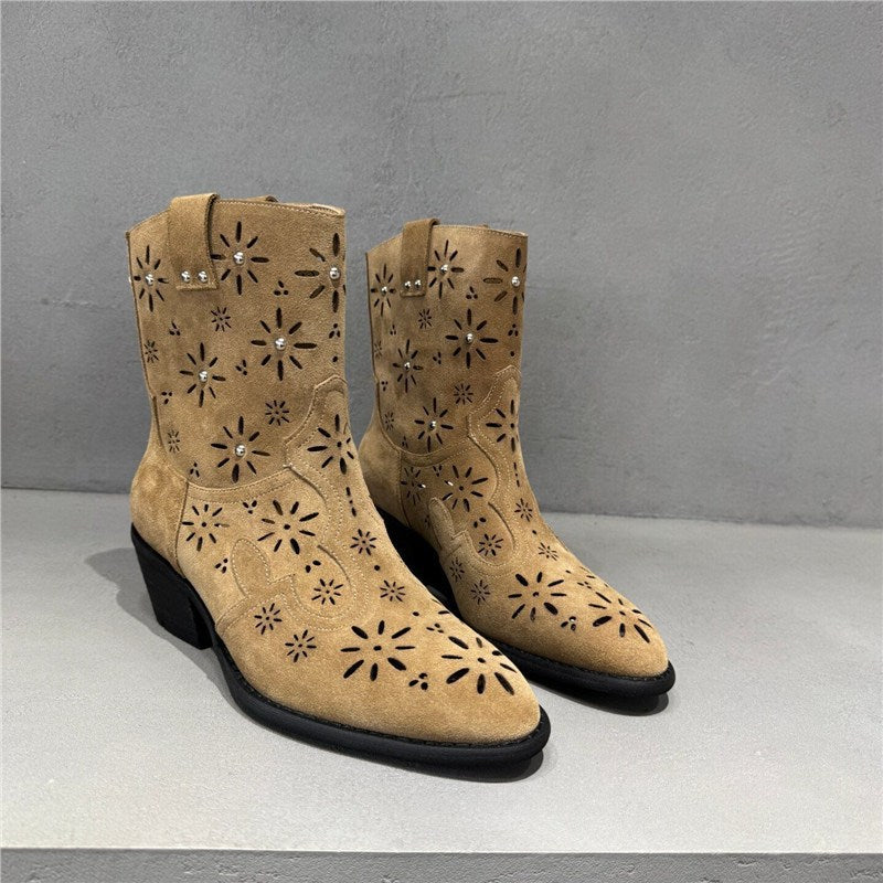 Damen Western‑Stiefeletten aus Wildleder mit Laser‑Cut Blumenmuster und mittelhohem Blockabsatz Shop Nory