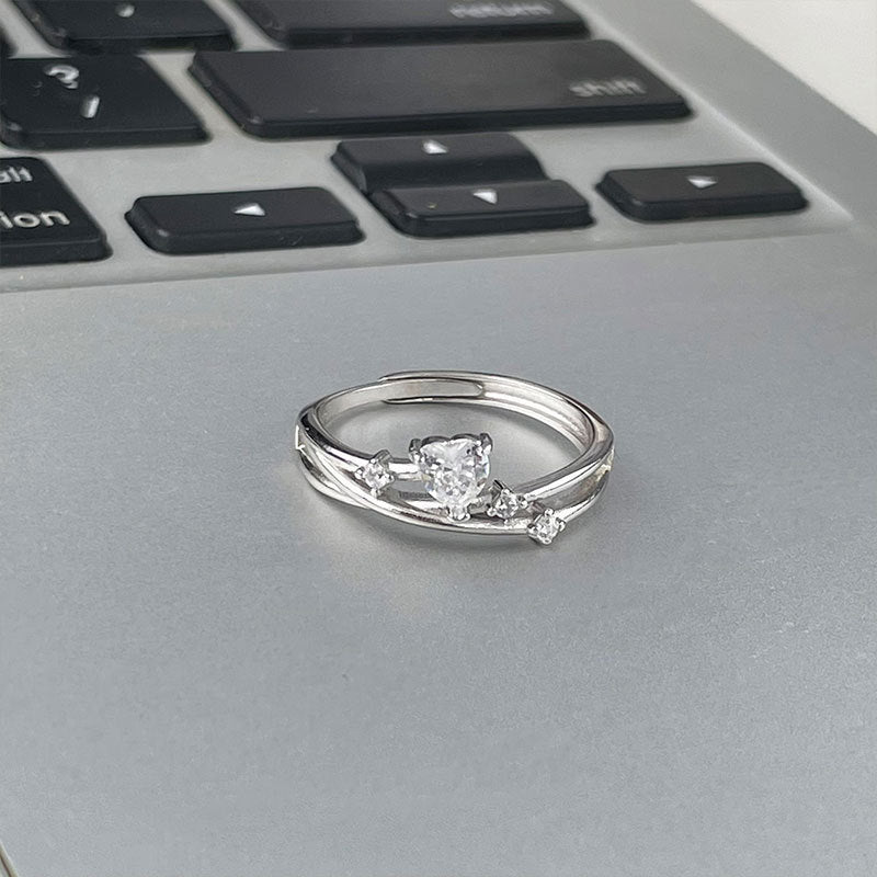 Damen Eleganter Ring mit einzigartigem Design und funkelnden Kristallen Shop Nory
