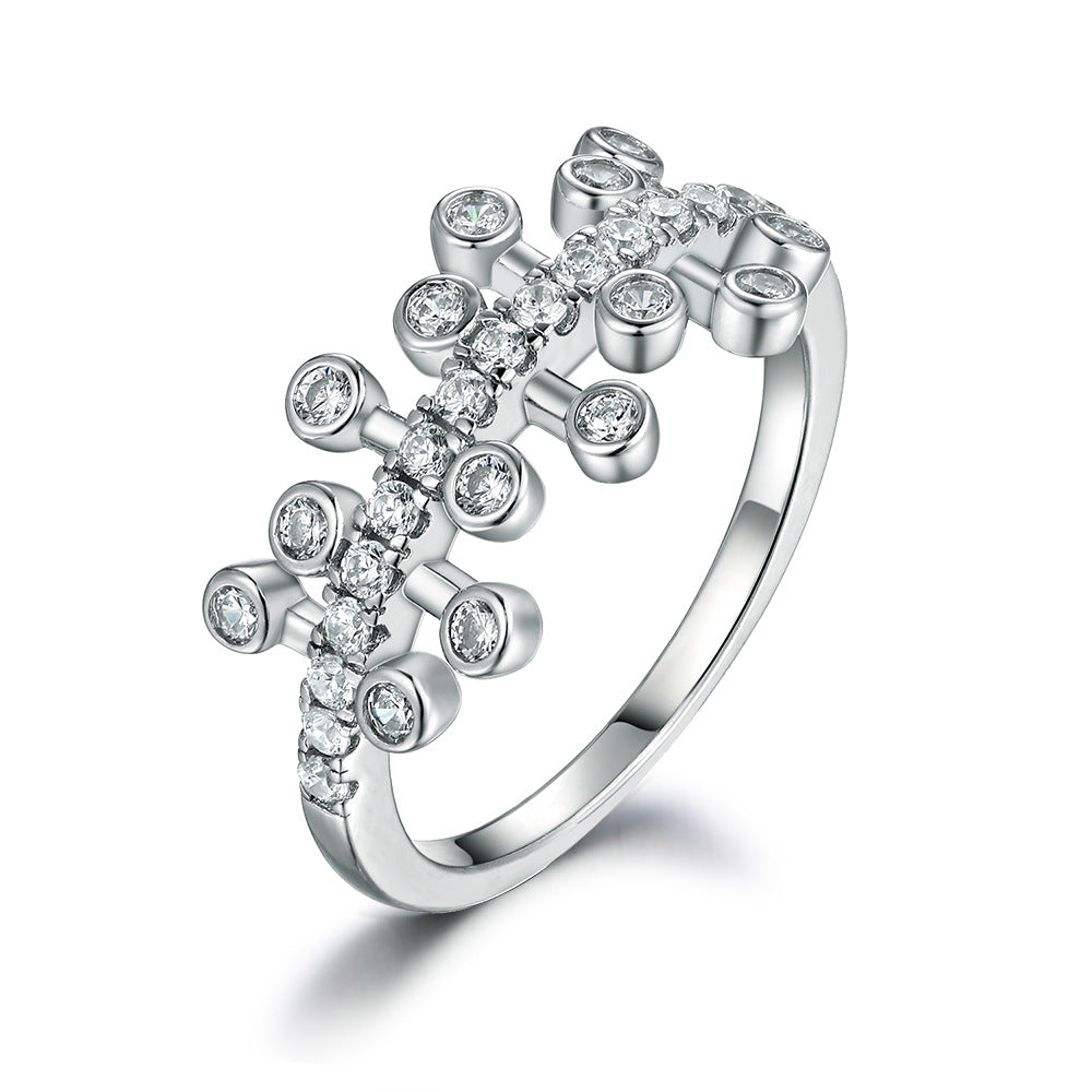 Damen Diamantring mit kunstvollem Design und funkelndem Zirkoniabesatz Shop Nory