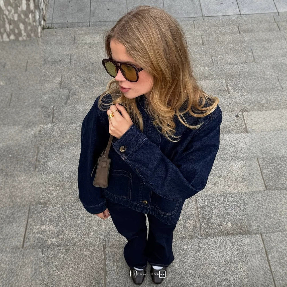 Damen Boxy-Jeansjacke mit Stehkragen, aufgesetzten Taschen und krempelbaren Manschetten Shop Nory