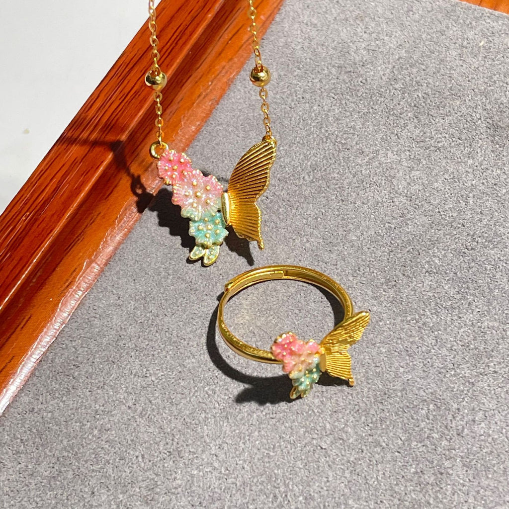Damen Ring mit kunstvoll gestaltetem Schmetterlingsdesign Shop Nory