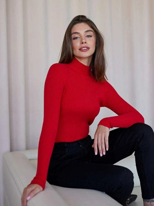 Damen Kurzgeschnittener Rippstrick‑Rollkragenpullover mit taillierter Passform Shop Nory