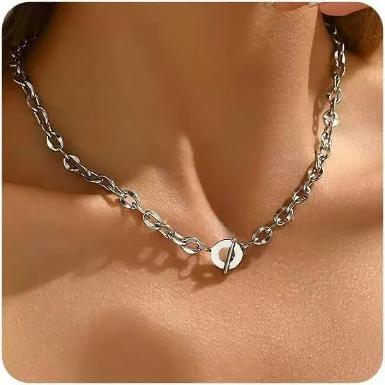 Damen Halskette mit modernem Toggle-Verschluss und robustem Gliederketten-Design Shop Nory