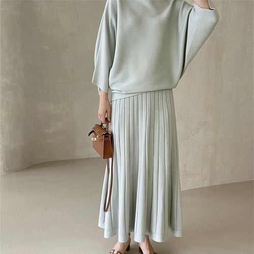 Damen Feines Strick-Set aus Viskosemix mit Oversize-Pullover und plissiertem Maxi-Rock Shop Nory