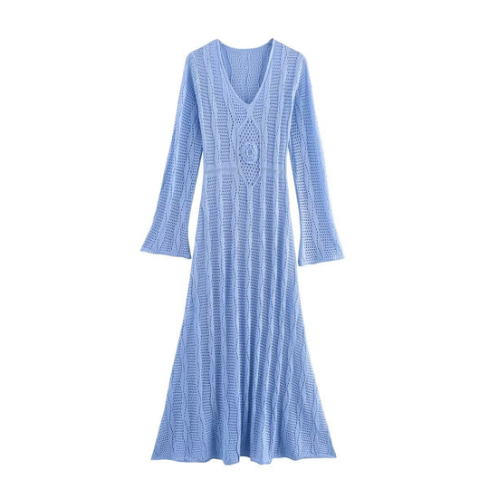 Damen gehäkeltes Maxikleid mit V‑Ausschnitt, taillierter Mitteloptik und ausgestellten Trompetenärmeln Shop Nory