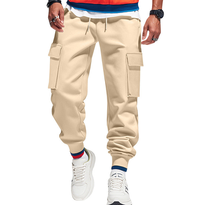 Herren nan Cargo-Jogginghose mit Tunnelzugbund, aufgesetzten Klappentaschen und schmal zulaufenden Bündchen Shop Nory