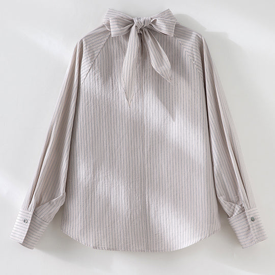 Damenbluse mit Schleifenkragen und feinem Nadelstreifen Shop Nory