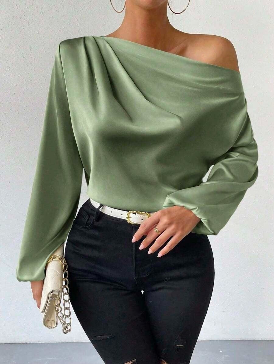 Damen Satin-Oberteil mit asymmetrischem Ausschnitt und fließendem Schnitt