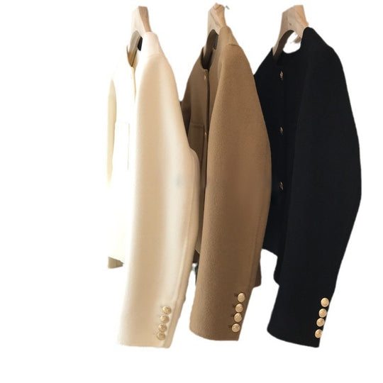 Damen Stilvolle Kurzjacke mit Knopfdetails Shop Nory