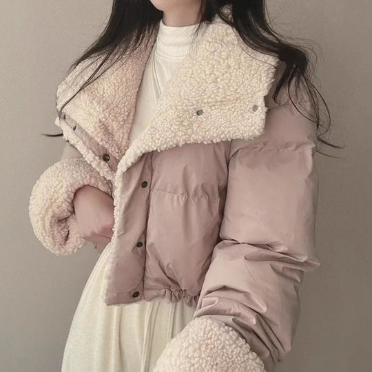 Damen nan kurze gesteppte Pufferjacke mit Teddykragen, krempelbaren Ärmeln und Tunnelzugsaum Shop Nory