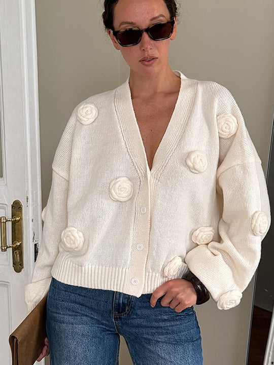 Damen Oversize-Strickcardigan mit dreidimensionalen Rosenapplikationen und V-Ausschnitt Shop Nory
