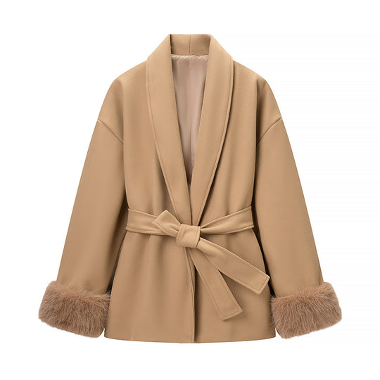 Damen Wickel-Mantel mit Bindegürtel und Fellbesatz an den Ärmeln Shop Nory