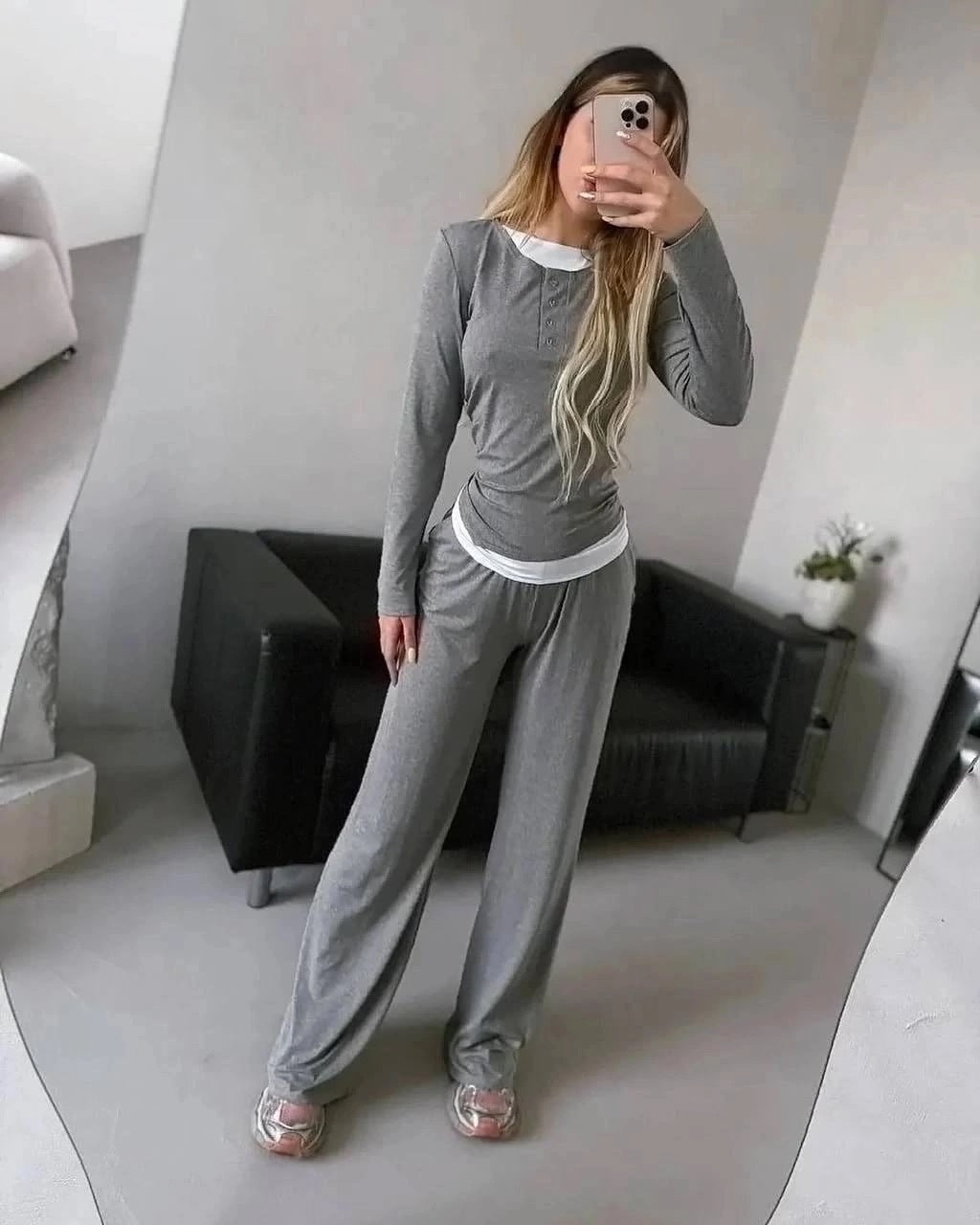 Damen Loungewear-Set aus weichem Modal mit Henley-Knopfleiste und weitem High-Waist Jogger Shop Nory