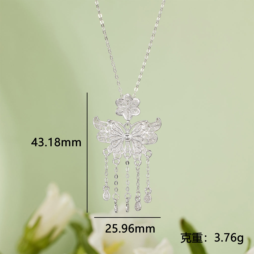 Damen Halskette mit filigranem Schmetterlingsanhänger und funkelnden Elementen Shop Nory