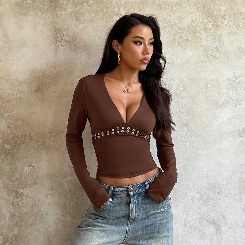 Damen tailliertes Langarm-Cropped-Top mit tiefem V-Ausschnitt und Nietenbesatz Shop Nory
