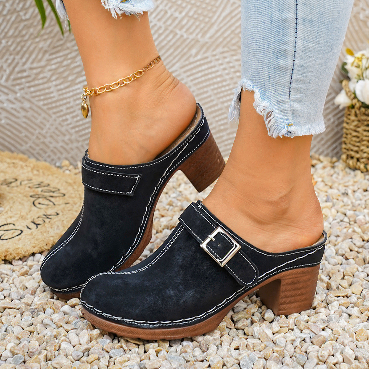 Damen Clogs mit elegantem Riemen und komfortablem Blockabsatz