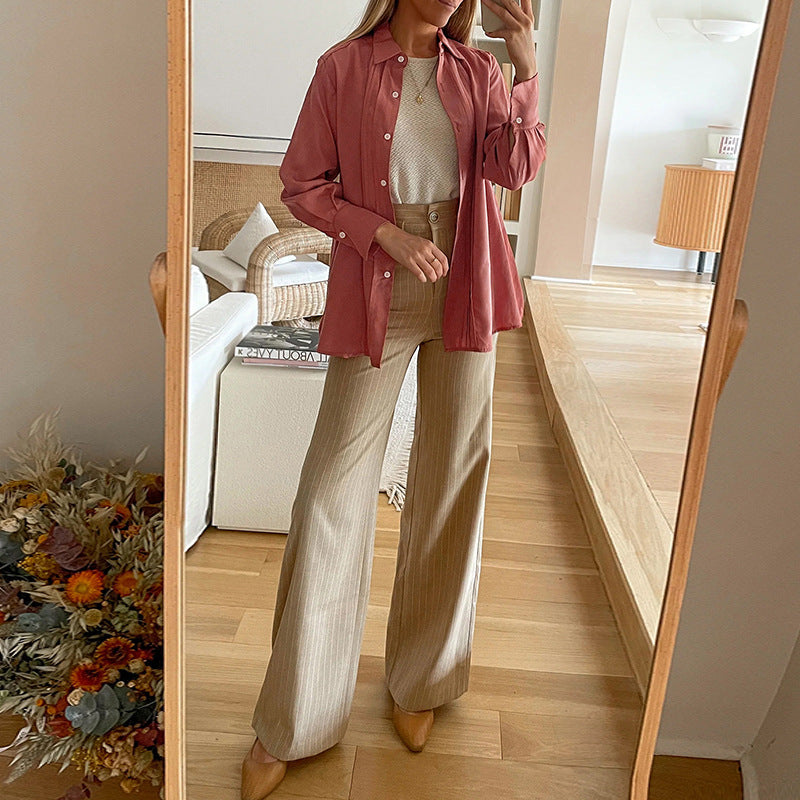 Damen Plissierte Tunika-Bluse mit Hemdkragen und lockerer A-Linien-Silhouette Shop Nory