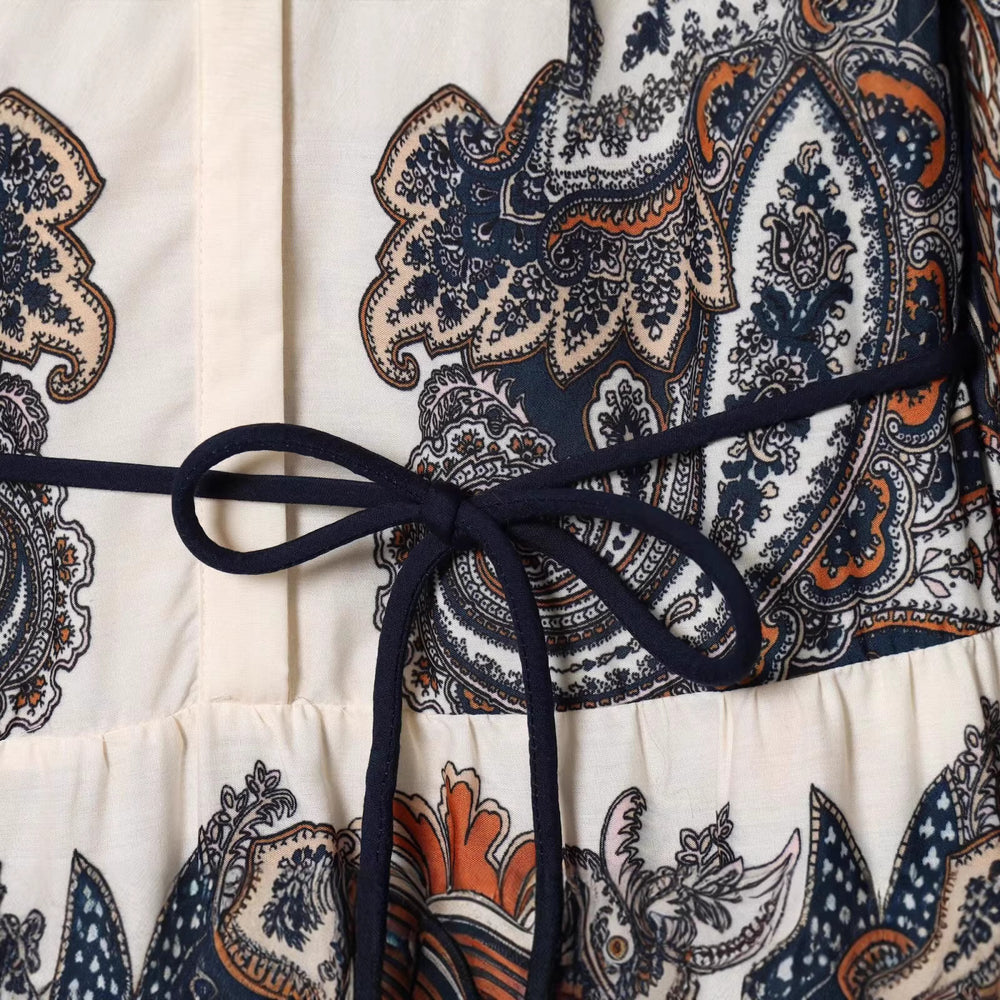 Damen Maxikleid im Stufenrock-Design mit Paisley-Print, Stehkragen und Taillenschnur Shop Nory