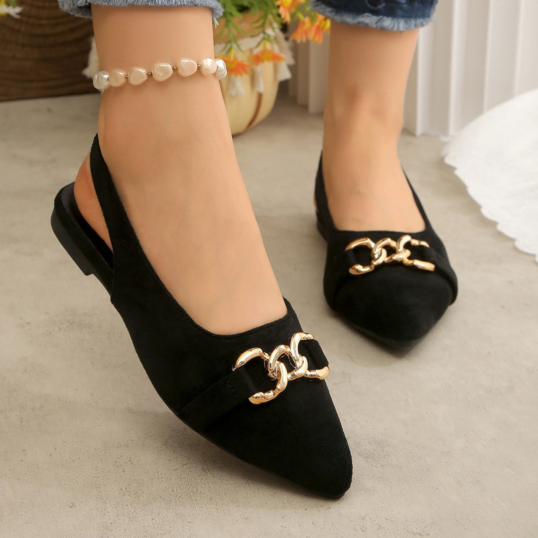 Damen Ballerinas mit Fersenriemen, spitzer Kappe und goldener Kettenverzierung Shop Nory
