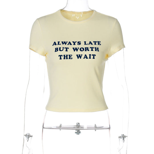 Damen Kurzes Statement T-Shirt mit Rundhalsausschnitt