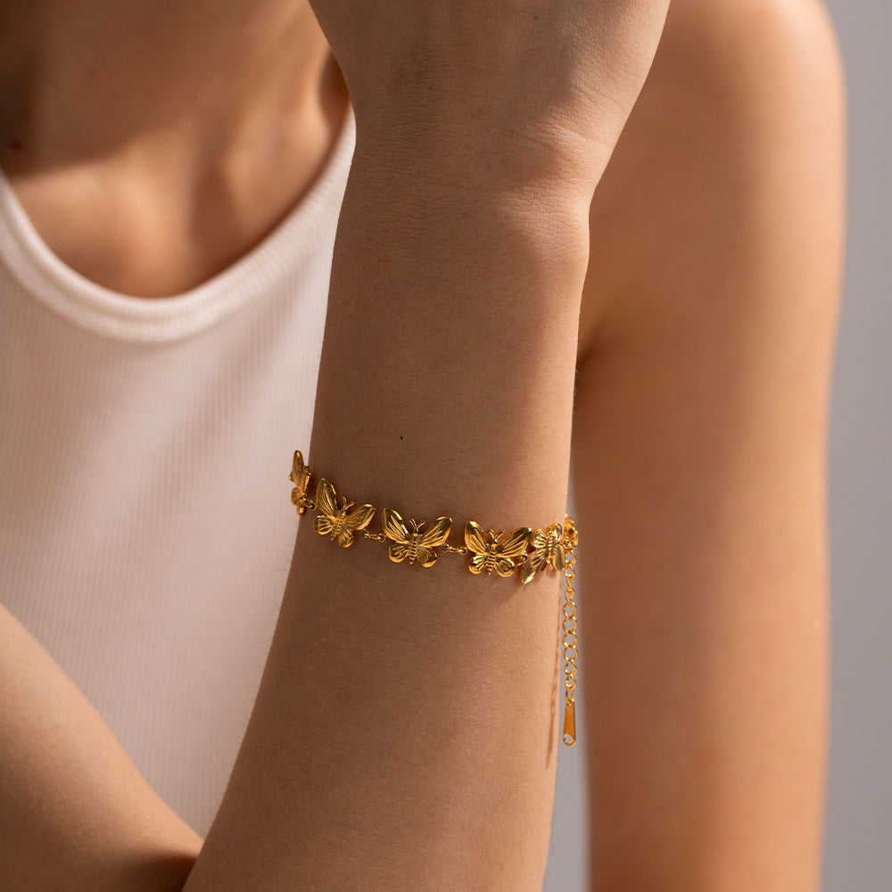Damen Armband mit filigranen Schmetterlingsmotiven Shop Nory