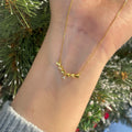 Damen Halskette mit filigranem Blattmotiv und funkelnden Zirkonia Shop Nory
