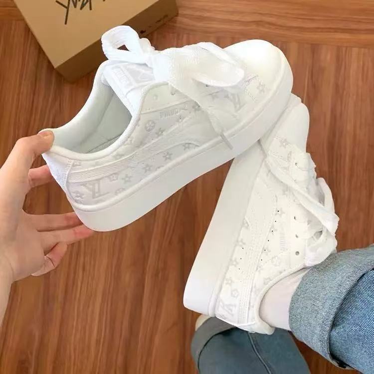 Damen Sneaker mit modischem Print und dämpfender Sohle Shopnory