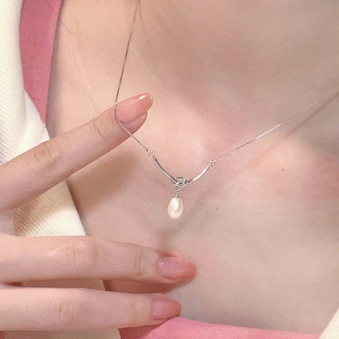 Damen Halskette mit elegantem Perlenanhänger Shop Nory