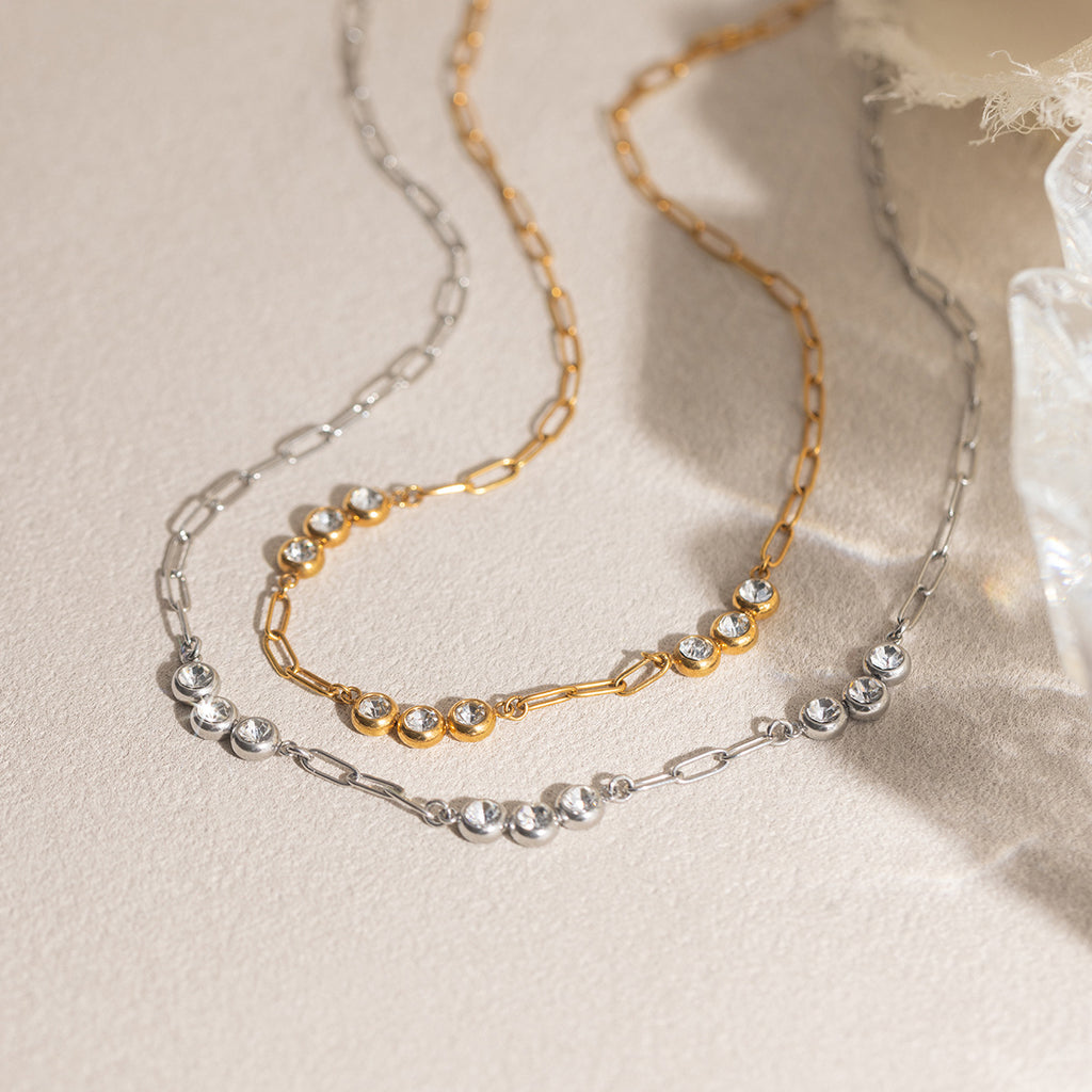 Damen Halskette mit eleganten Zirkonia-Elementen und hypoallergenem Edelstahl Shop Nory