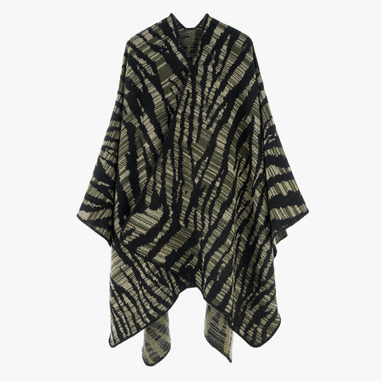Damen Rechteckiger Ruana‑Überwurf mit ausgefallenem Animal‑Jacquard und offener Drapierung Shop Nory