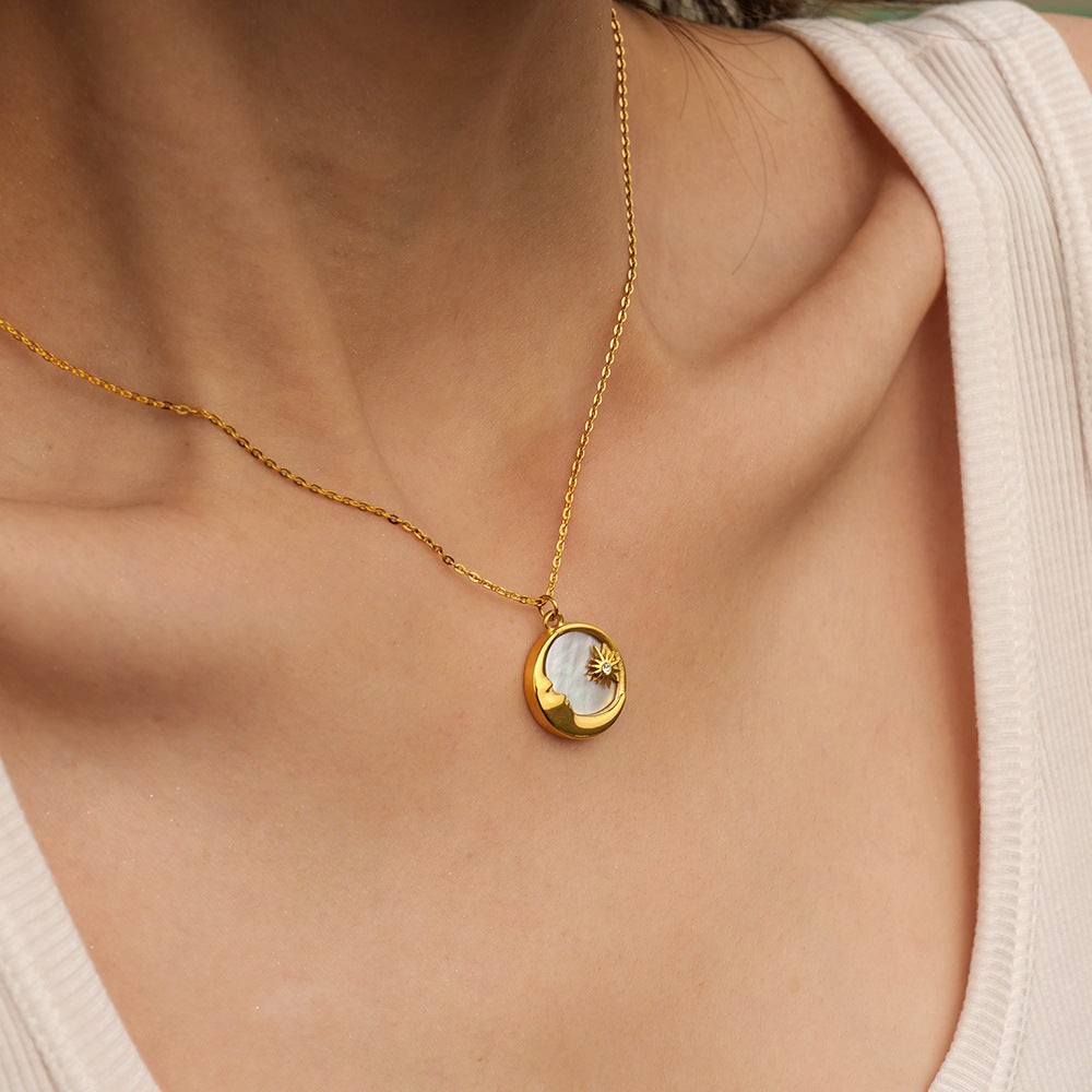 Damen Halskette mit elegantem Mond- und Sonnenanhänger aus hypoallergenem Edelstahl Shop Nory