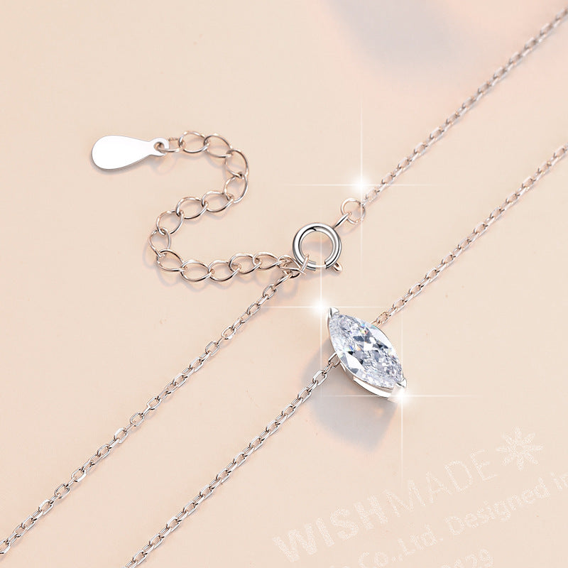 Damen Halskette mit elegantem Marquise-Anhänger Shop Nory