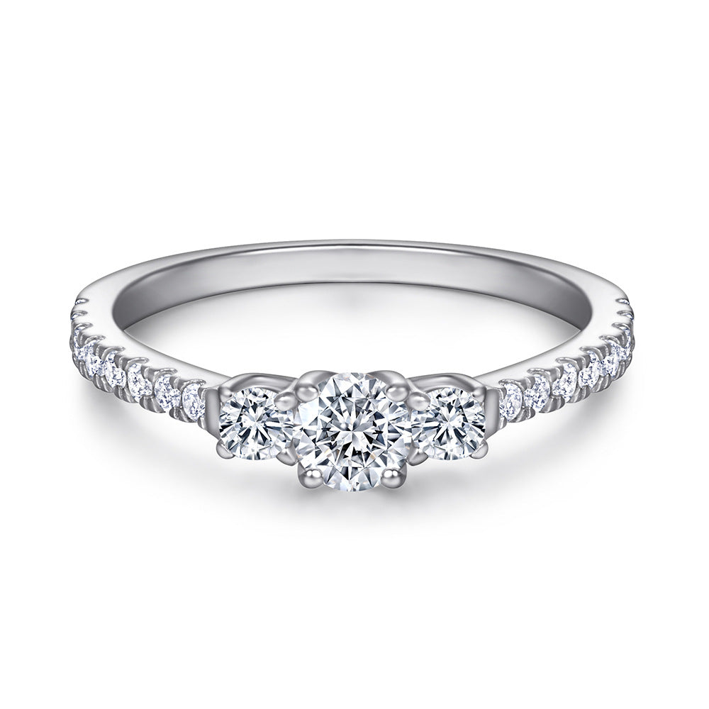 Damen Verlobungsring mit funkelndem Zirkonia und zeitloser Eleganz Shop Nory