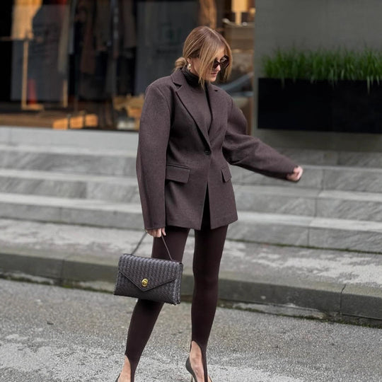 Damen Oversize-Strukturblazer mit betonter Schulterpartie und voluminösen Ärmeln Shop Nory