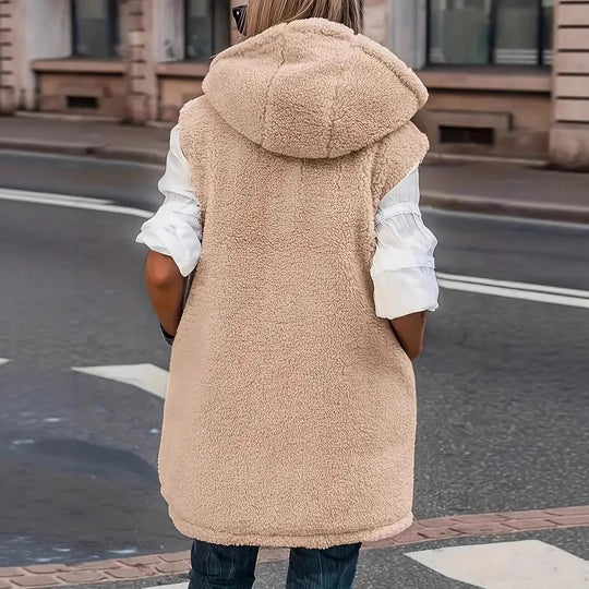 Damen Wattierte Kapuzenweste mit Teddyfutter und Seitentaschen Shop Nory